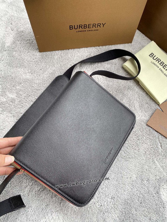 Burberry專門店新款粒紋皮革男包 巴寶莉2021年最新男士斜背包 yxb1033